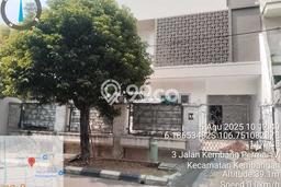 Rumah Elit Modern Tanpa Renovasi di Puri Indah Jakarta Barat Rumah Elit Modern Tanpa Renovasi di Puri Indah Jakarta Barat
