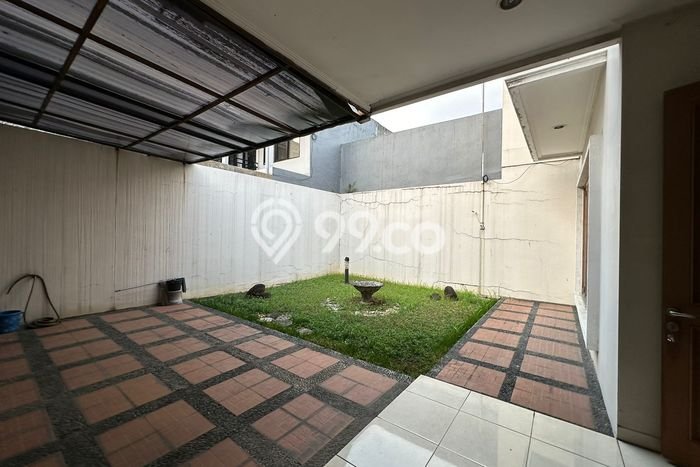 Hunian Mewah Dijual LT 300m2 di Cikarang Selatan, Bekasi Hunian Mewah Dijual LT 300m2 di Cikarang Selatan, Bekasi