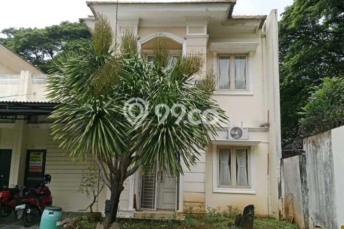 Lokasi terbaik! Rumah siap pakai dikontrakkan di Cikarang Selatan LB 229m2 Lokasi terbaik! Rumah siap pakai dikontrakkan di Cikarang Selatan LB 229m2