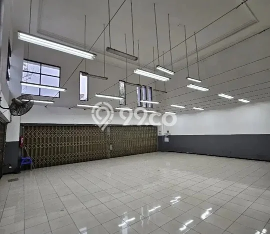 Ruko bagus disewakan di Gubeng Surabaya dengan LB 450m2 harga sewa terbaik Ruko bagus disewakan di Gubeng Surabaya dengan LB 450m2 harga sewa terbaik