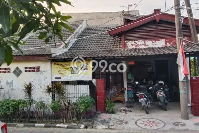 Rumah Modern Cantik 5 KT Siap Huni di Rungkut Rumah Modern Cantik 5 KT Siap Huni di Rungkut