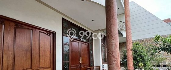 Siap Huni Rumah Mewah 6 Kamar di Wonocolo Dekat ke Mana Saja Siap Huni Rumah Mewah 6 Kamar di Wonocolo Dekat ke Mana Saja