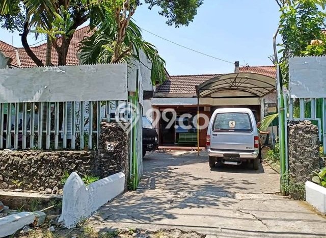 For Sale Rumah Mewah Exclusive di Sawahan, Surabaya For Sale Rumah Mewah Exclusive di Sawahan, Surabaya