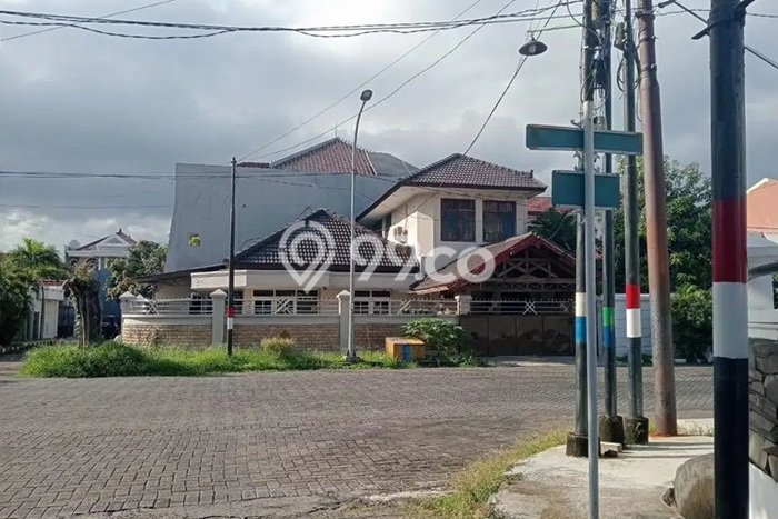 Dijual Rumah Elit Exclusive di Sukolilo, Surabaya Dijual Rumah Elit Exclusive di Sukolilo, Surabaya