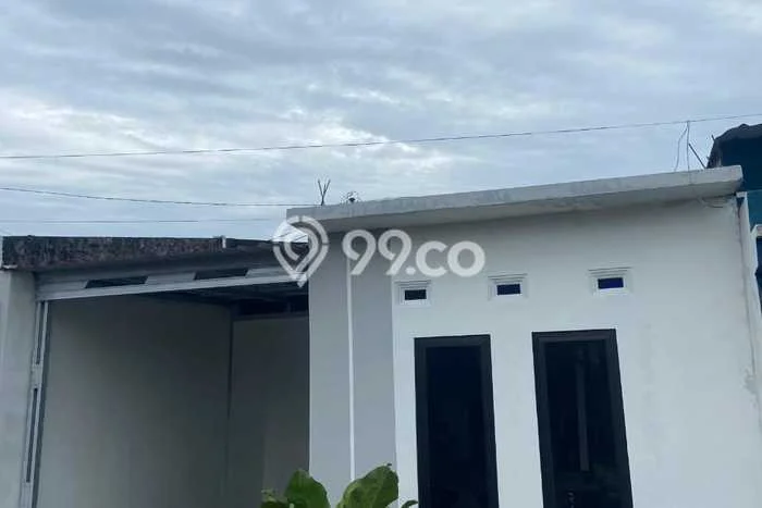 Kesempatan Langka Memiliki Rumah 2 KT 1 KM di Kawasan Komersial Semarang Barat, Semarang Kesempatan Langka Memiliki Rumah 2 KT 1 KM di Kawasan Komersial Semarang Barat, Semarang