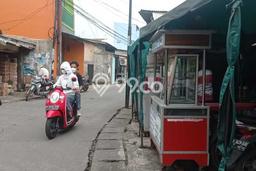 Rumah Lingkungan Asri di Bekasi, Bekasi, LT 273m² LB 120m² Rumah Lingkungan Asri di Bekasi, Bekasi, LT 273m² LB 120m²