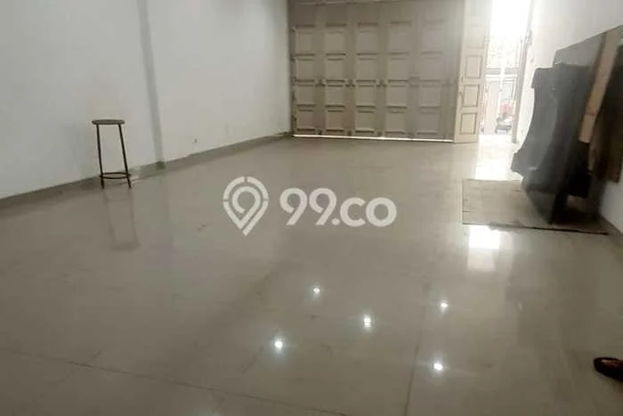 Disewakan Ruko di Pusat Kota Jakarta Timur Ramai Strategis Disewakan Ruko di Pusat Kota Jakarta Timur Ramai Strategis