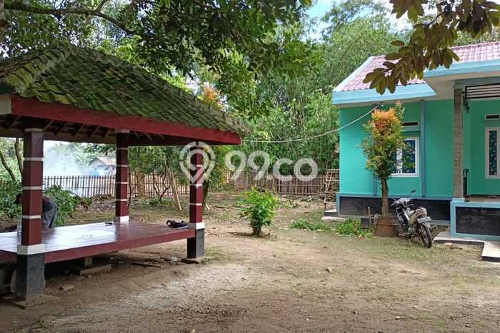 BEST PRICE! Rumah Berkualitas area Cikeusal, LT 550m² LB 170m² BEST PRICE! Rumah Berkualitas area Cikeusal, LT 550m² LB 170m²