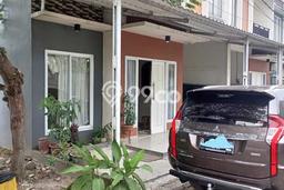 KESEMPATAN TERBAIK! Rumah Asri area Bintaro, Luas 64m² Bangunan 84m² KESEMPATAN TERBAIK! Rumah Asri area Bintaro, Luas 64m² Bangunan 84m²