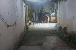 Gudang Kawasan Pamulang, Luas 425m², Lokasi Komersial, Disewakan Gudang Kawasan Pamulang, Luas 425m², Lokasi Komersial, Disewakan
