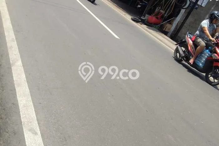 Disewakan Ruko komersial di Ciputat luas bangunan 45m2 Disewakan Ruko komersial di Ciputat luas bangunan 45m2