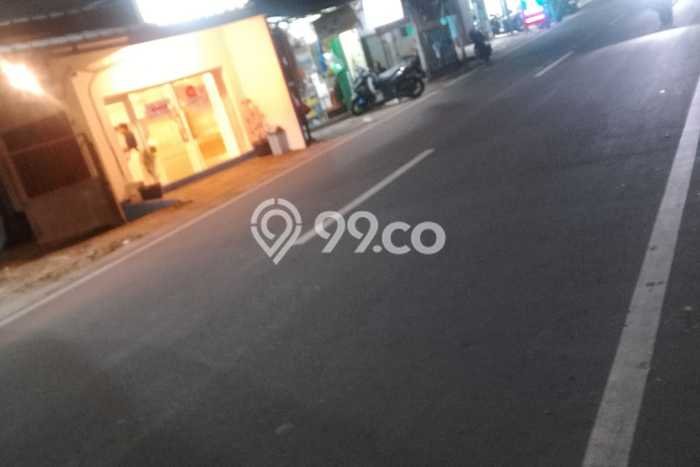 Unit Ruko Disewakan di Bintaro di Area Ramai & Strategis Unit Ruko Disewakan di Bintaro di Area Ramai & Strategis