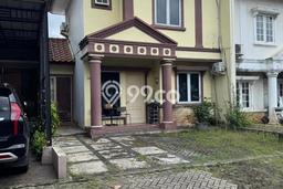 Siap Huni Rumah Mewah 3 Kamar di BSD Dekat ke Mana Pun Siap Huni Rumah Mewah 3 Kamar di BSD Dekat ke Mana Pun