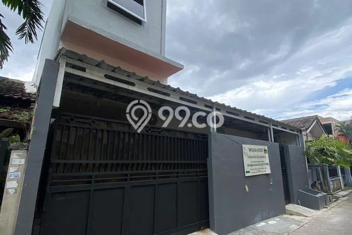 Rumah Kost Dijual di Ciledug, Tangerang, 11 KT, 11 KM, Bangunan 140m2 Rumah Kost Dijual di Ciledug, Tangerang, 11 KT, 11 KM, Bangunan 140m2