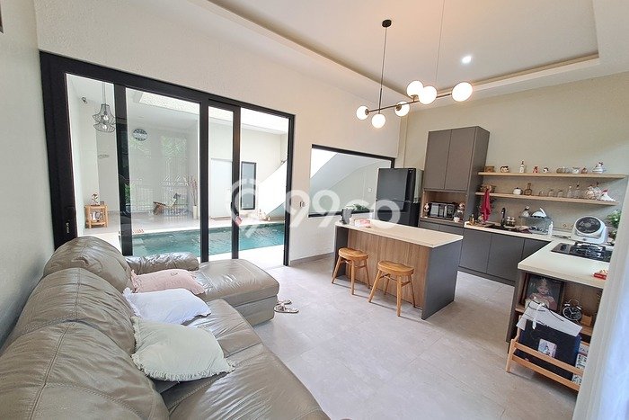 Dijual Cepat Rumah Bagus Siap Huni LB 100m2 di Serpong Utara, Tangerang Selatan Dijual Cepat Rumah Bagus Siap Huni LB 100m2 di Serpong Utara, Tangerang Selatan