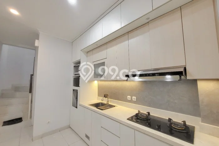Rumah Modern 3 KT di Gading Serpong Tangerang Semi Furnished Rumah Modern 3 KT di Gading Serpong Tangerang Semi Furnished