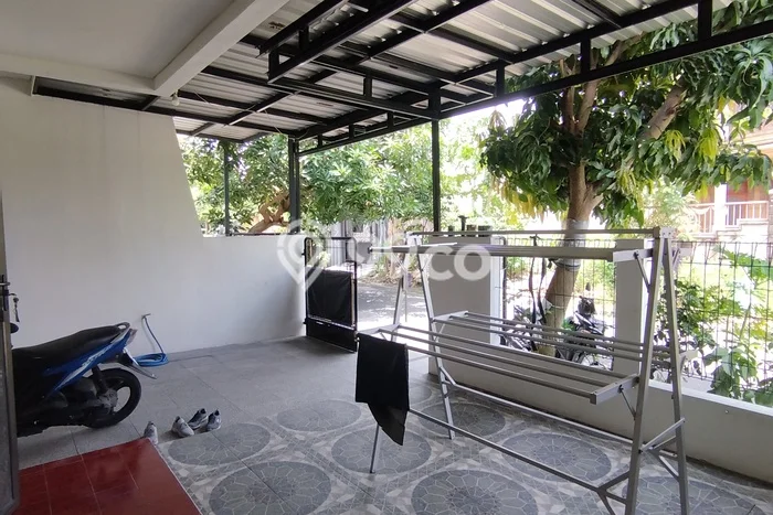 Hunian Cantik Modern Lb 90m2 di Sambikerep, Surabaya Hunian Cantik Modern Lb 90m2 di Sambikerep, Surabaya