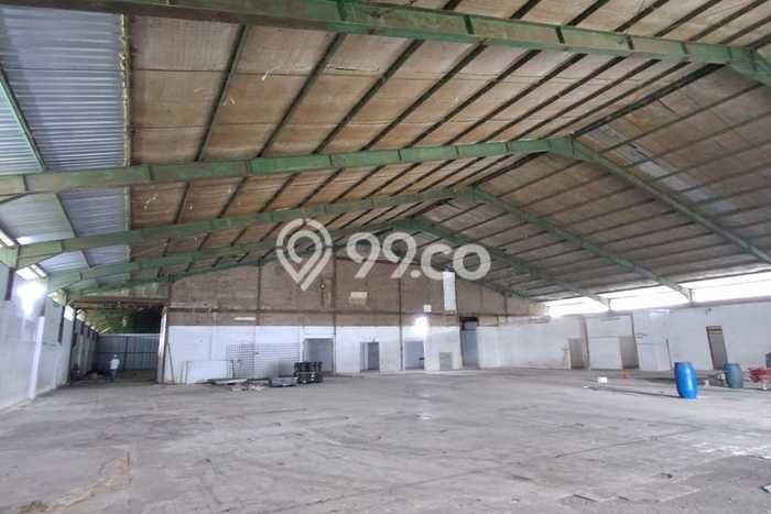 Gudang bagus disewakan di Gresik Gresik dengan LB 2720m2 harga sewa terbaik Gudang bagus disewakan di Gresik Gresik dengan LB 2720m2 harga sewa terbaik