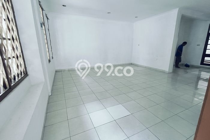 Rumah di Peta, 3 KT, Lingkungan Premium, Luas 250m² LB 150m² Rumah di Peta, 3 KT, Lingkungan Premium, Luas 250m² LB 150m²