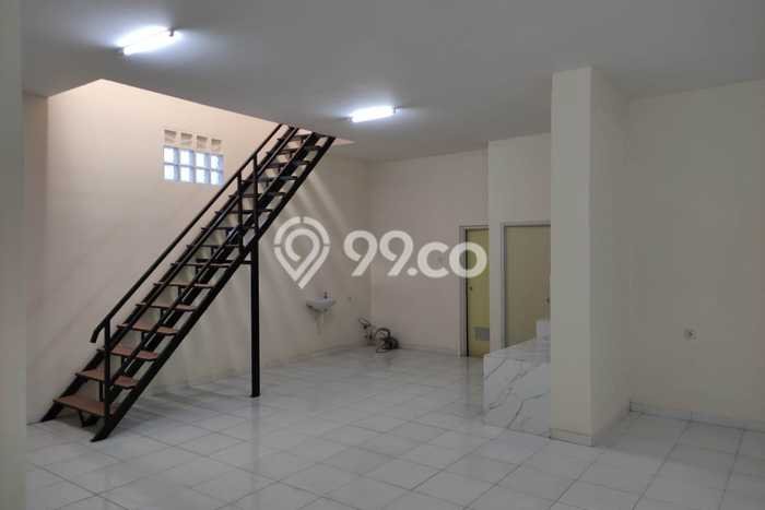 Ruko disewakan lokasi strategis Astanaanyar Bandung 210m2 Ruko disewakan lokasi strategis Astanaanyar Bandung 210m2
