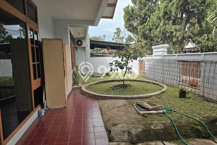 For Sale Rumah 6 Kamar Lokasi Ideal Bagus dan Strategis di Cimahi Utara For Sale Rumah 6 Kamar Lokasi Ideal Bagus dan Strategis di Cimahi Utara