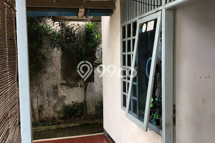 Hunian Ideal dengan LT 175m2 & LB 110m2 Disewakan di Buah Batu Hunian Ideal dengan LT 175m2 & LB 110m2 Disewakan di Buah Batu