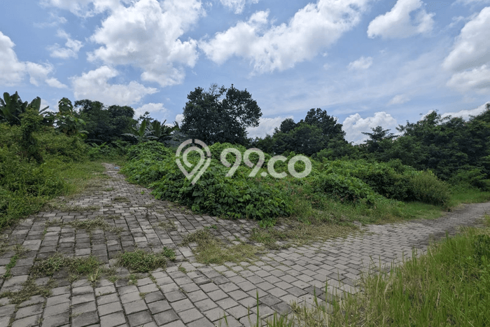 Kavling Tanah Dijual di Mlati, Sleman, Luas 345m2 Area Strategis Kavling Tanah Dijual di Mlati, Sleman, Luas 345m2 Area Strategis