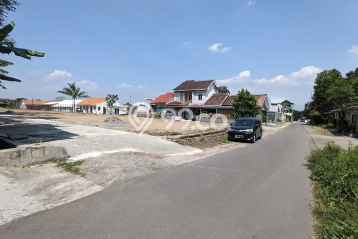 Tanah Dijual Area Strategis di Condong Catur Sleman 200m2 Tanah Dijual Area Strategis di Condong Catur Sleman 200m2