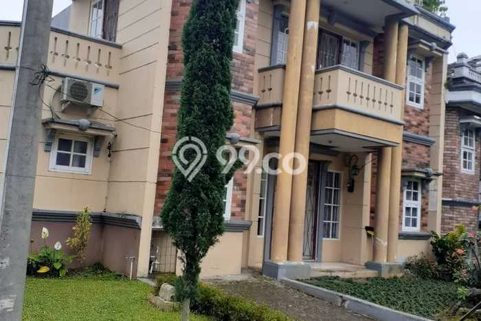 Vila di Cipanas, Luas 90m2m², Lingkungan Asri Vila di Cipanas, Luas 90m2m², Lingkungan Asri