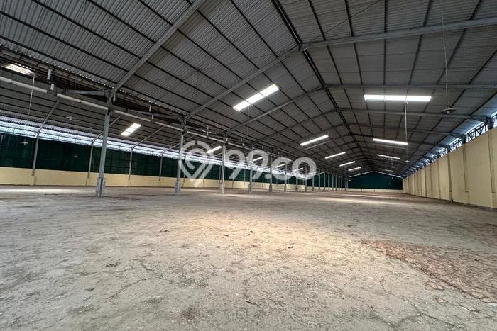 Gudang Usaha Dijual di Jati Uwung Tangerang LT 9340m2 & LB 5980m2 Gudang Usaha Dijual di Jati Uwung Tangerang LT 9340m2 & LB 5980m2