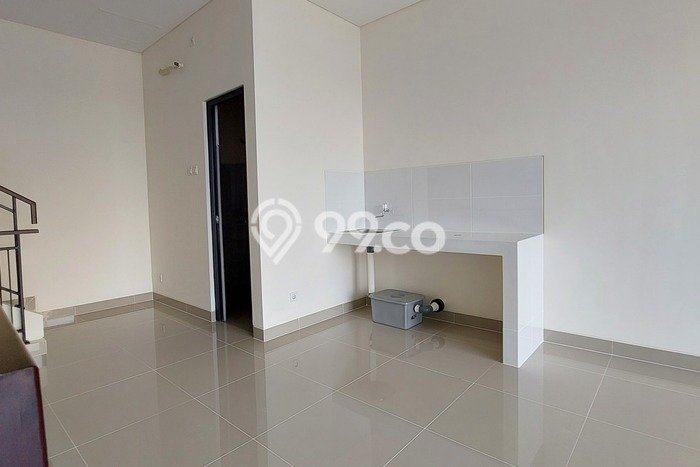 Ruko Disewa di Tangerang dengan LB 120m2 Area Komersial Ramai Ruko Disewa di Tangerang dengan LB 120m2 Area Komersial Ramai