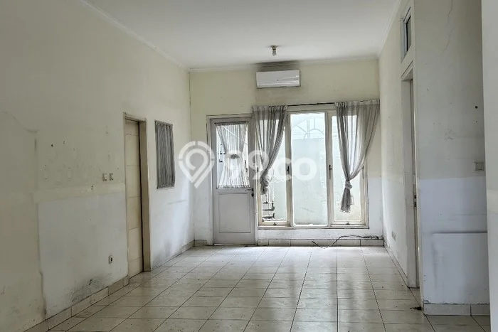 Rumah di Gading Serpong Serenade Lake, 3 KM, Lingkungan Elite, LT 204m² Bangunan 204m² Rumah di Gading Serpong Serenade Lake, 3 KM, Lingkungan Elite, LT 204m² Bangunan 204m²