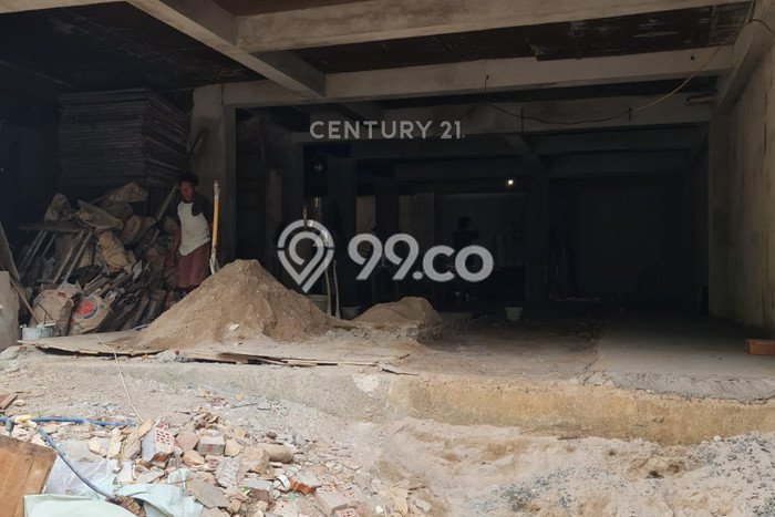 Unit Kantor Paling Strategis di Kelapa Gading Jakarta Utara dengan LB 480m2 Unit Kantor Paling Strategis di Kelapa Gading Jakarta Utara dengan LB 480m2
