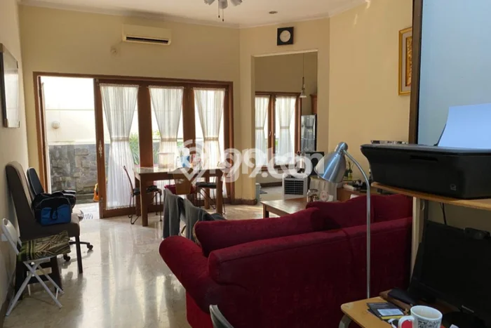 Rumah sewa siap pakai 4 KT di Pejaten, Jakarta Selatan Rumah sewa siap pakai 4 KT di Pejaten, Jakarta Selatan