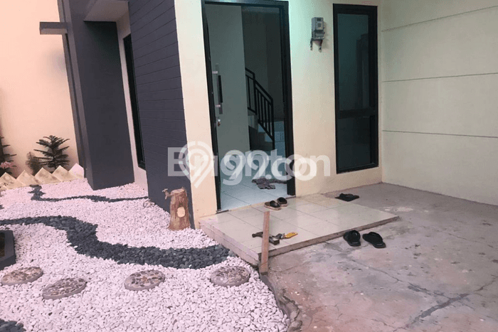 Dijual Cepat Rumah Bagus Siap Huni LB 200m2 di Rawalumbu, Bekasi Dijual Cepat Rumah Bagus Siap Huni LB 200m2 di Rawalumbu, Bekasi