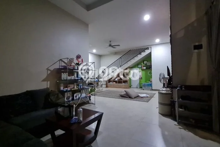Disewakan Rumah Konsep Modern di Tambun Selatan Bekasi dengan 4 KT Disewakan Rumah Konsep Modern di Tambun Selatan Bekasi dengan 4 KT