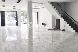 Ruko Disewa di Bandung dengan LB 208m2 Area Komersial Ramai Ruko Disewa di Bandung dengan LB 208m2 Area Komersial Ramai