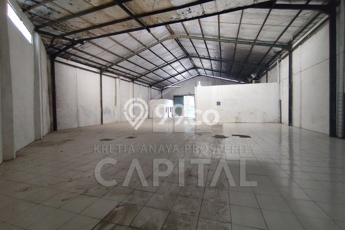 Gudang Dijual di Bandung LT 700m2 & LB 700m2 Lokasi Terbaik! Gudang Dijual di Bandung LT 700m2 & LB 700m2 Lokasi Terbaik!