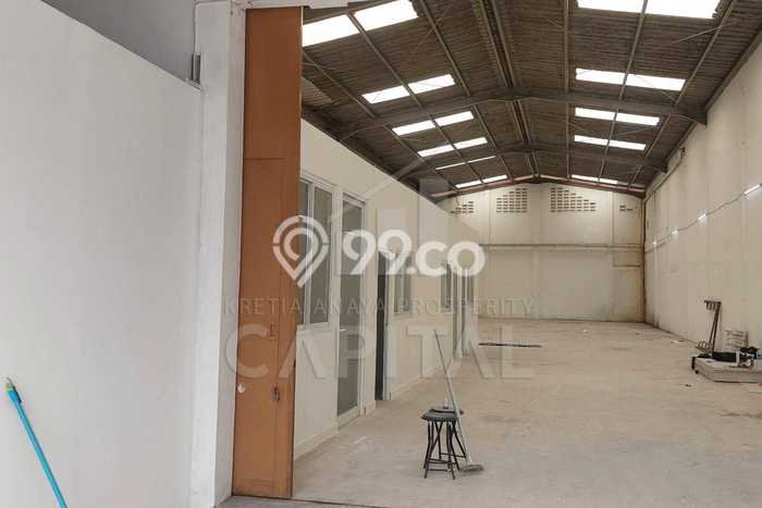 Unit Gudang Tersedia di Pasir Kaliki Spesifikasi LB 390m2 Unit Gudang Tersedia di Pasir Kaliki Spesifikasi LB 390m2