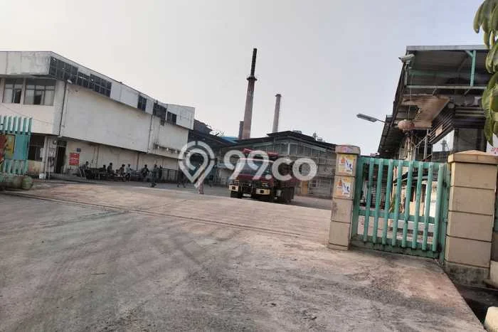 Unit Pabrik Dijual di Pulo Gadung Jakarta Timur Luas Tanah 40500m2, Luas Bangunan 33500m2 Unit Pabrik Dijual di Pulo Gadung Jakarta Timur Luas Tanah 40500m2, Luas Bangunan 33500m2