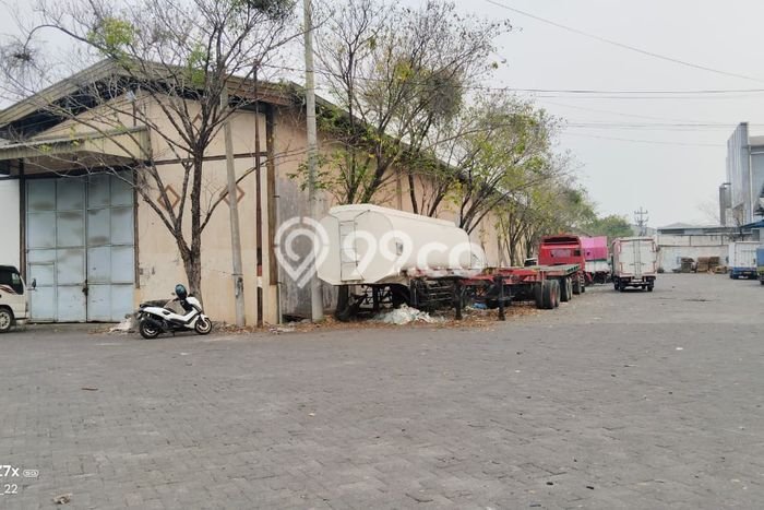 Gudang Dijual di Prime Area Surabaya Luas 440m2 Gudang Dijual di Prime Area Surabaya Luas 440m2
