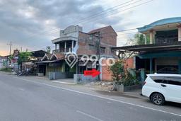 Area Ramai! Gudang Dijual di Pandaan untuk Bisnis Luas Bangunan 3544m2 Area Ramai! Gudang Dijual di Pandaan untuk Bisnis Luas Bangunan 3544m2