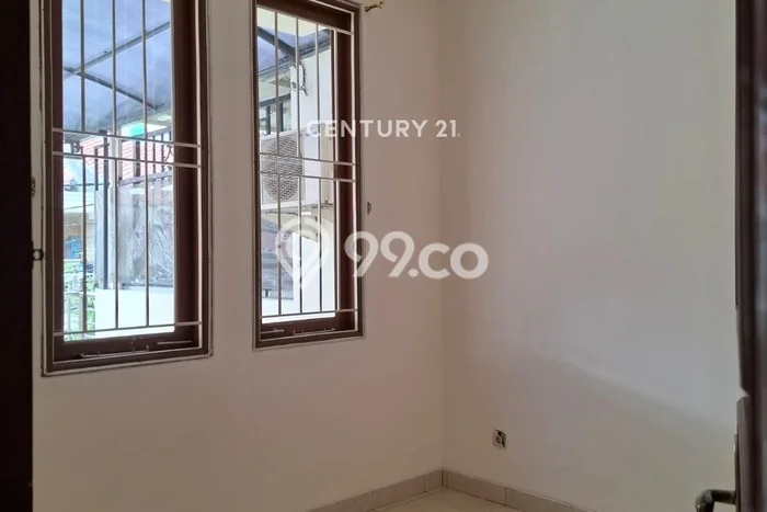 Rumah Luas Asri 3 KT Siap Huni di Harapan Indah Bekasi Rumah Luas Asri 3 KT Siap Huni di Harapan Indah Bekasi