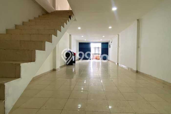FOR RENT! Ruko di Kranji Cocok untuk Bisnis 144m2 FOR RENT! Ruko di Kranji Cocok untuk Bisnis 144m2