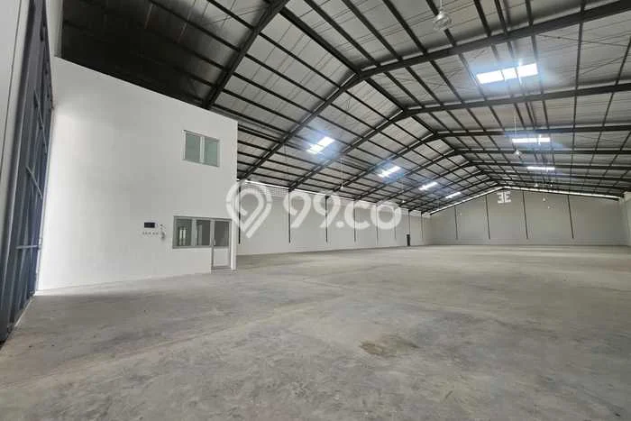 Gudang bagus disewakan di Ngaliyan Semarang dengan LB 1700m2 harga sewa terbaik Gudang bagus disewakan di Ngaliyan Semarang dengan LB 1700m2 harga sewa terbaik