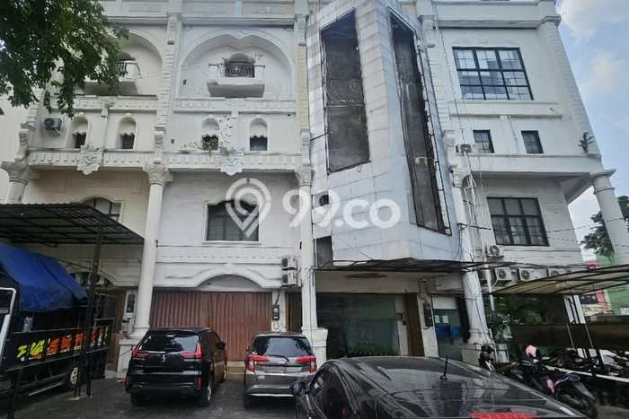 Ruko Disewakan di Kawasan Ramai Semarang Tengah, Semarang Ruko Disewakan di Kawasan Ramai Semarang Tengah, Semarang