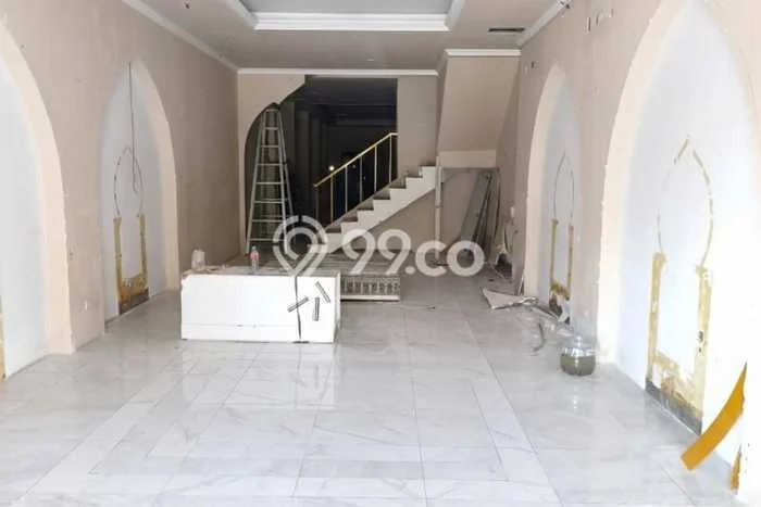 Disewakan Ruko di Gayamsari Semarang LT 135m2, LB 405m2 Disewakan Ruko di Gayamsari Semarang LT 135m2, LB 405m2
