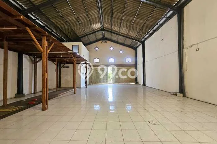 Gudang Komersial Disewakan di Semarang Barat Semarang Luas 250m2 Gudang Komersial Disewakan di Semarang Barat Semarang Luas 250m2