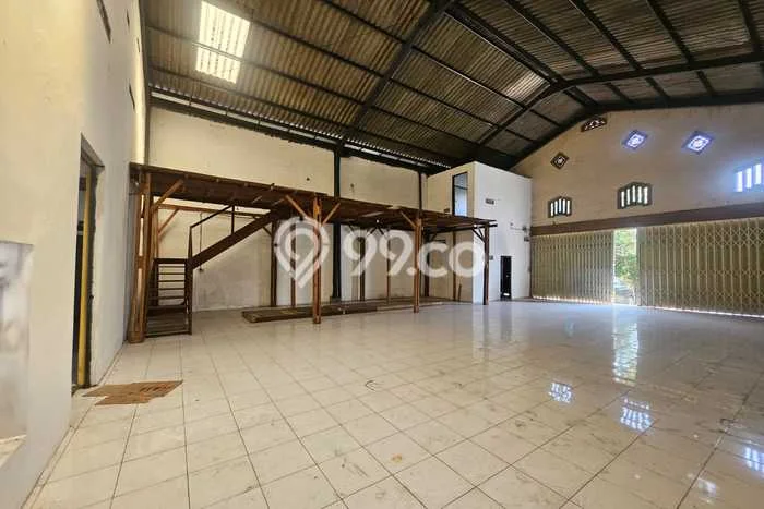 Gudang Komersial Disewakan di Semarang Barat Semarang Luas 250m2 Gudang Komersial Disewakan di Semarang Barat Semarang Luas 250m2