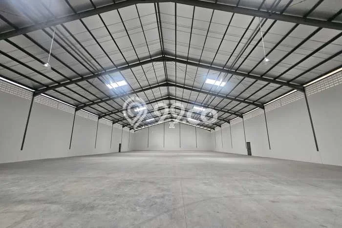Gudang bagus disewakan di Ngaliyan Semarang dengan LB 1700m2 harga sewa terbaik Gudang bagus disewakan di Ngaliyan Semarang dengan LB 1700m2 harga sewa terbaik
